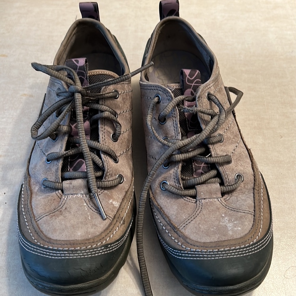 Merrell Comfort Shoes - Picture 7 of 9
